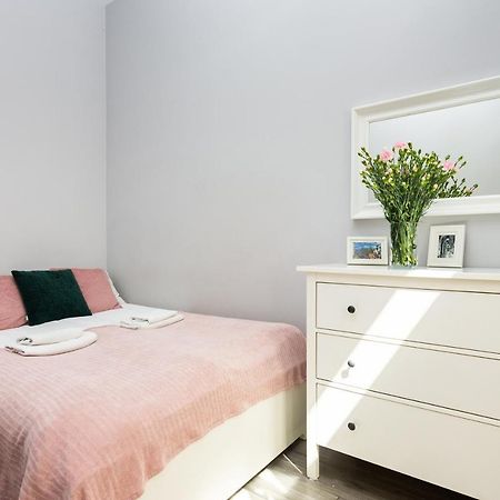 Luxury Apartments Old Town Topolowa Krakow Luaran gambar