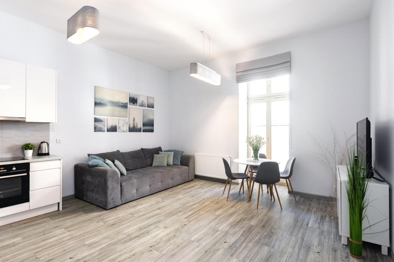 Luxury Apartments Old Town Topolowa Krakow Luaran gambar