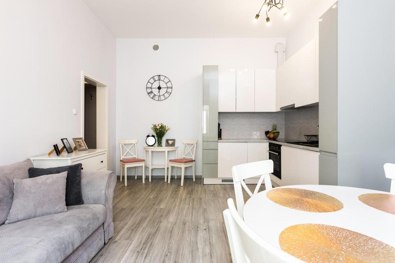 Luxury Apartments Old Town Topolowa Krakow Luaran gambar