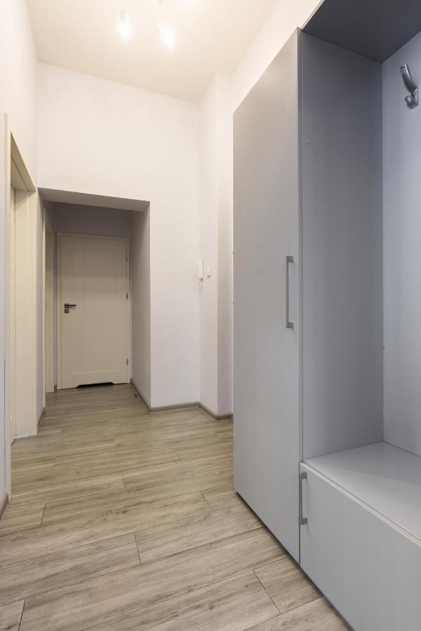 Luxury Apartments Old Town Topolowa Krakow Luaran gambar