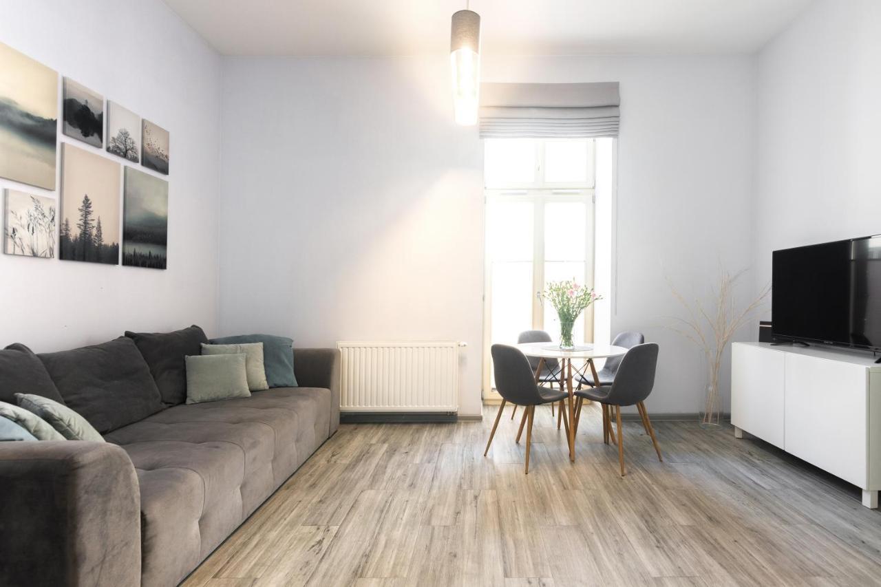 Luxury Apartments Old Town Topolowa Krakow Luaran gambar