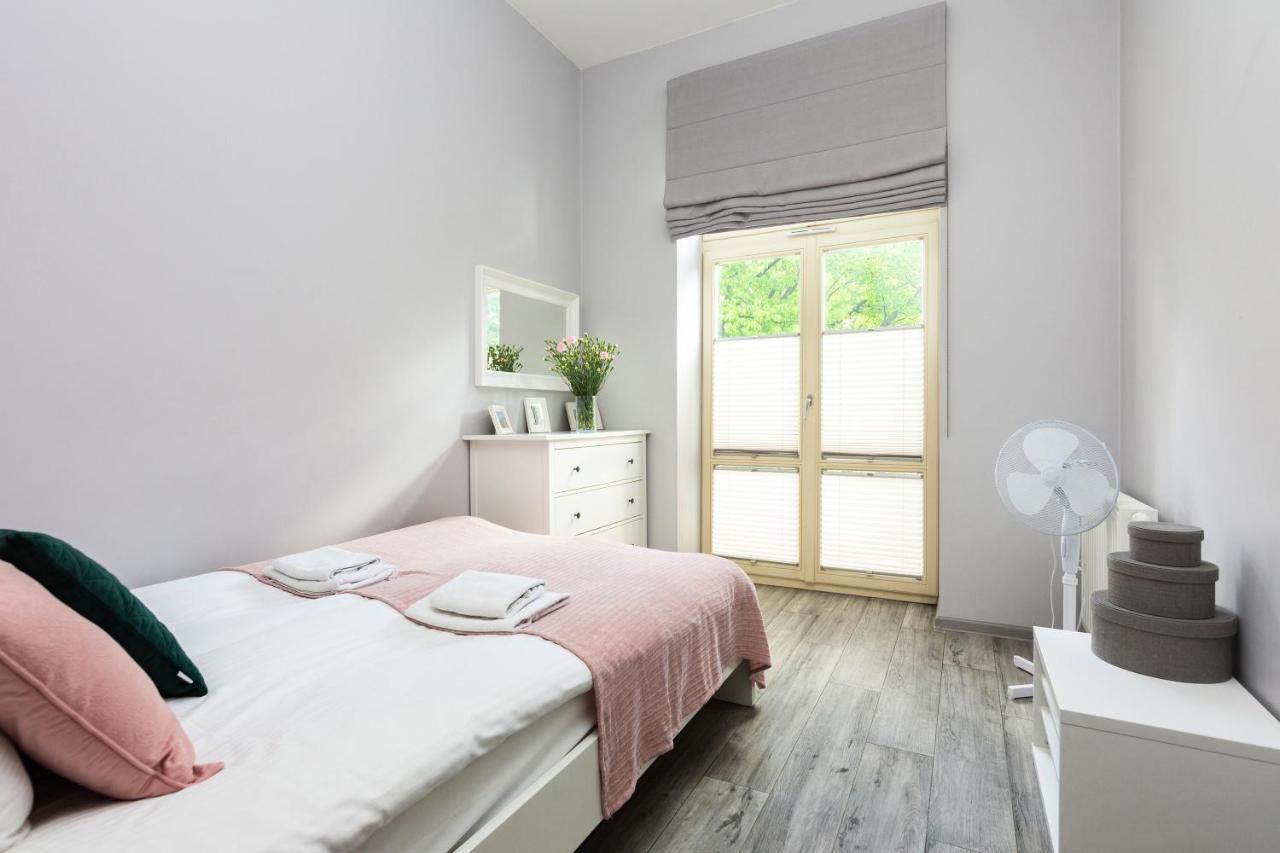 Luxury Apartments Old Town Topolowa Krakow Luaran gambar