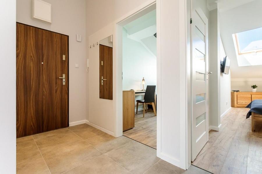 Luxury Apartments Old Town Topolowa Krakow Luaran gambar